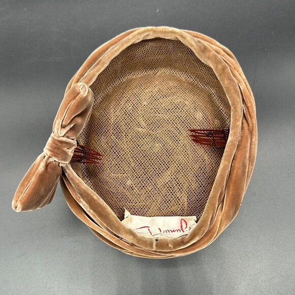 Vintage Pillbox Hat Bow Brown Velvet Junior B Retro Turban Style Mid Century - Picture 6 of 8